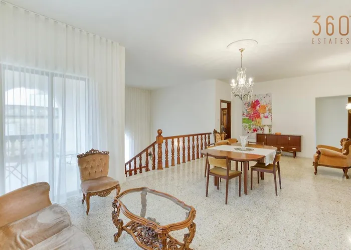 Spacious 4br Oasis In The Heart Of St. Julians By 360 Estates 아파트
